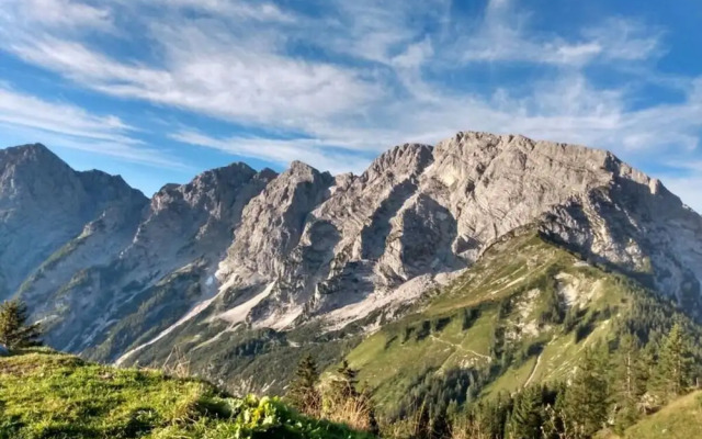 Rossfeld Modern Retreat