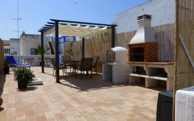 Goncalo Velho House