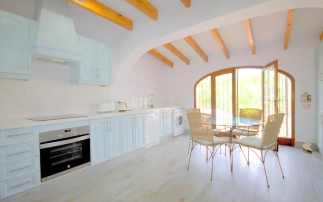 Rosal in El Tosalet With 5 Bedrooms and 3 Bathrooms