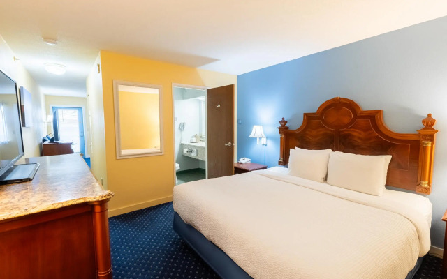 Fireside Inn & Suites - Belfast