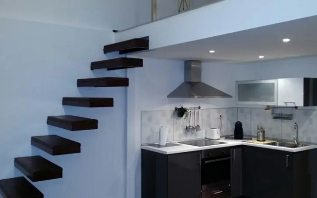 Kodaly Art Apartment