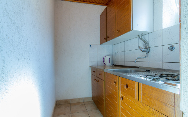 Apartment Anđela - 80 m from beach : A1 Barbat, Island Rab