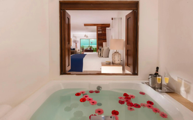 Villa Premiere Boutique Hotel & Romantic Getaway