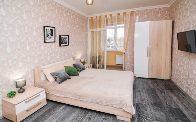 Вознесенский на Чапаева 57