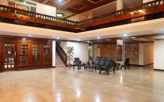 V.F. Four Season Hotel