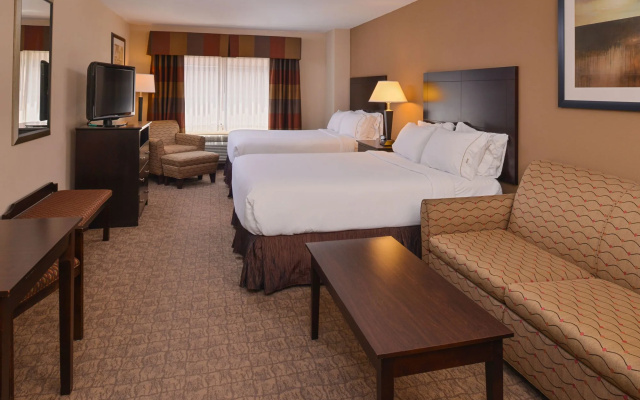 Holiday Inn Express & Suites Bridgeport by IHG
