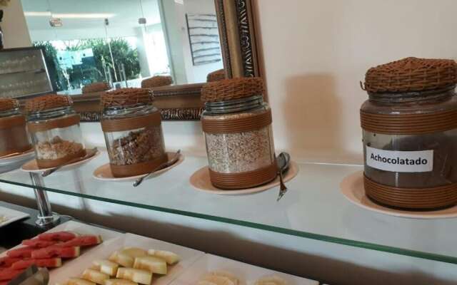 Cricaré Praia Hotel