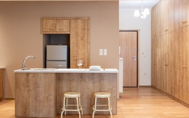 Contemporary Apartment made of Wood and Stone