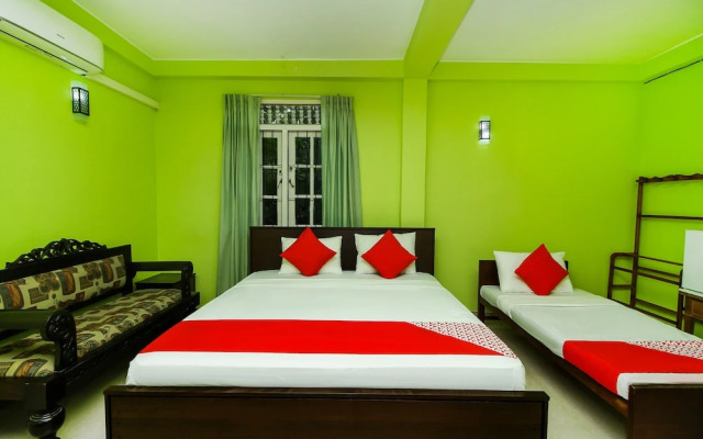 OYO 347 Hotel Empryean