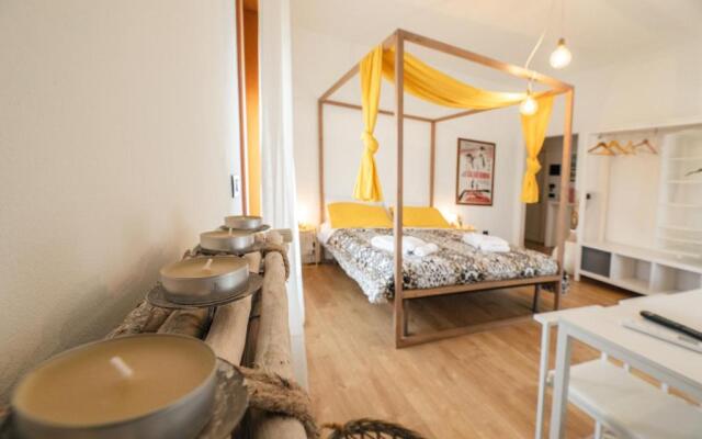 Le Stanze Di Brando E Nico