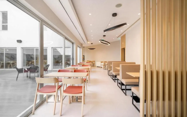 Moov Hotel Évora