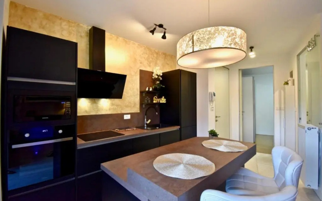 Amazing Luxury Apartment 200 M From the Beach
