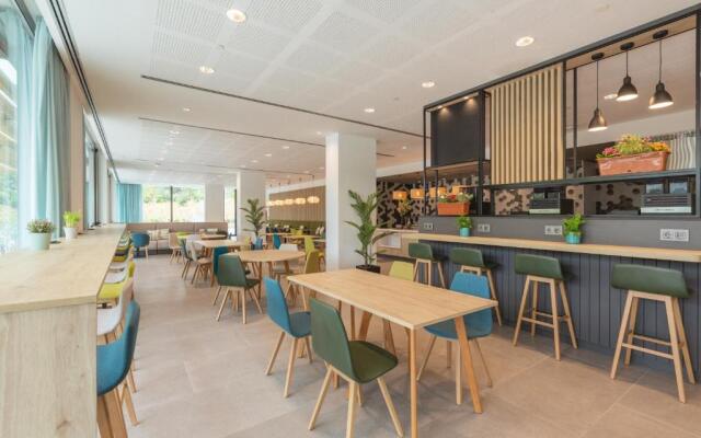 Holiday Inn Barcelona-Sant Cugat, an IHG Hotel