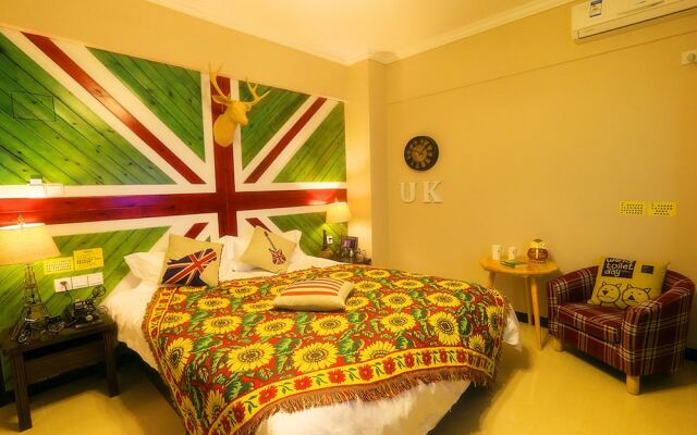 Sanya Canacoast Art Inn