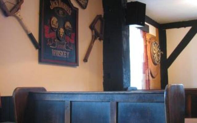 Three Horseshoes Inn