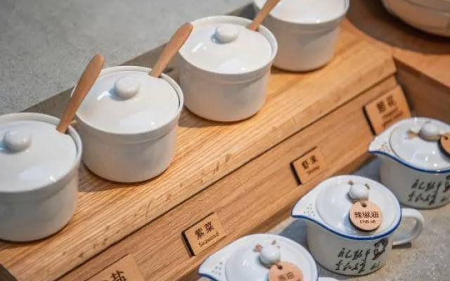 HanTing Hotel (Beijing Sanyuanqiao Yansha Embassy Area)