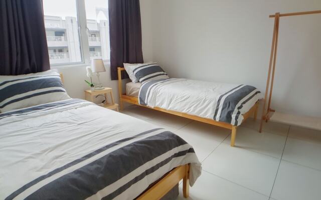 Teiw Family Homestay at Skypod Residence Puchong