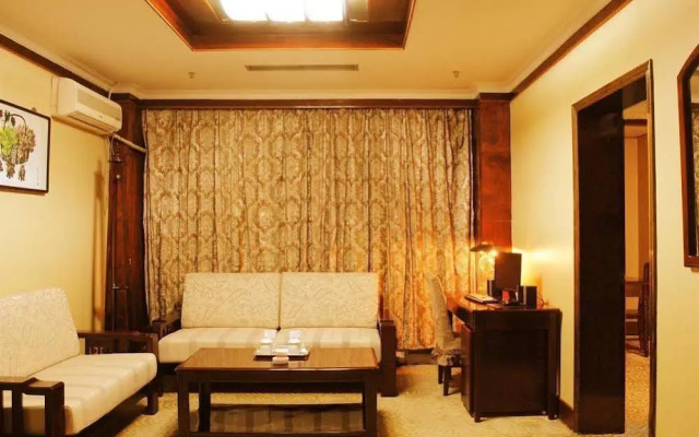 Bai Yun Hotel
