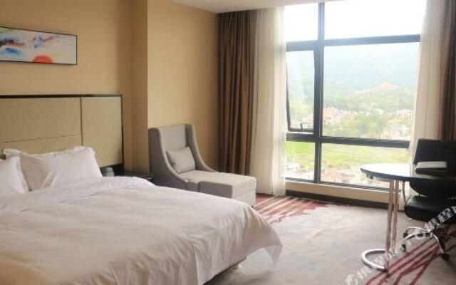 Yufeng International Hotel