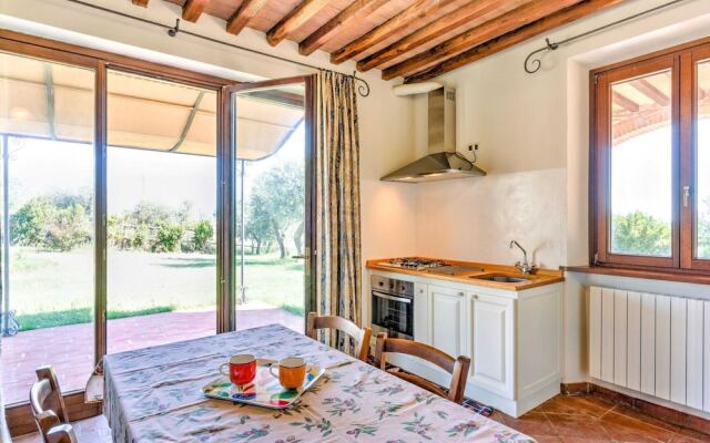 Farmhouse in Suvereto Near Etruscan Coast