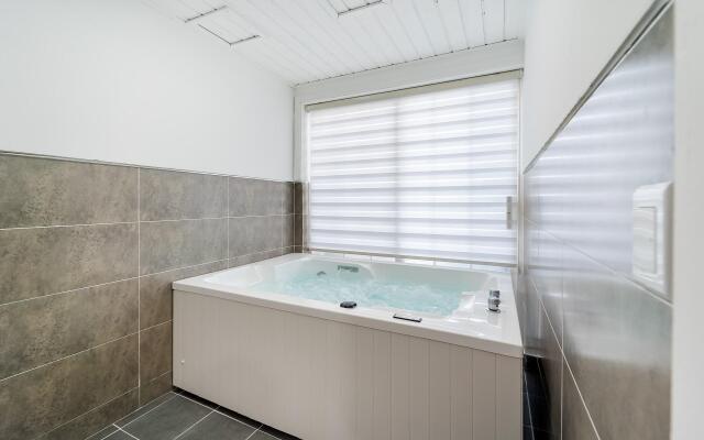 Gyeongju Dear Forma Pension