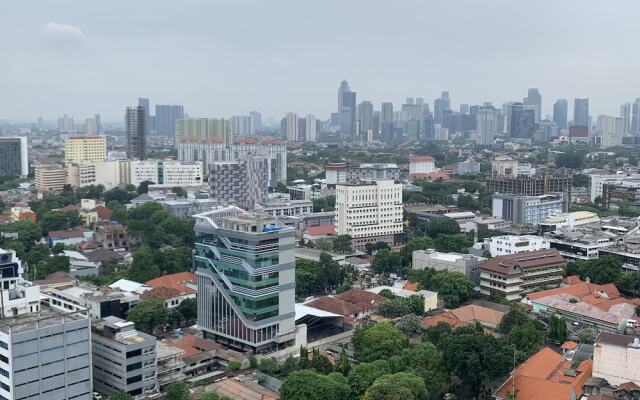 Stunning and Good Location Studio at Menteng Park Apartment