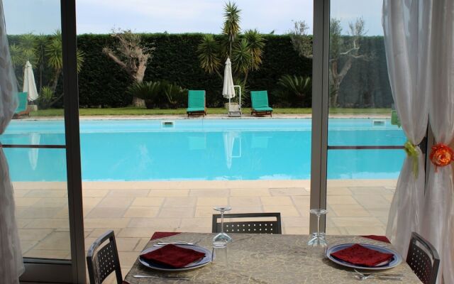 Quaint Holiday Home in Matino With Swimming Pool