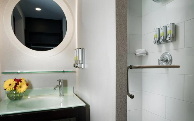 Staypineapple, Hotel FIVE, Downtown Seattle