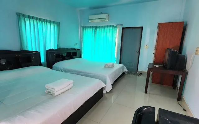 Chok Phikul Thong Resort