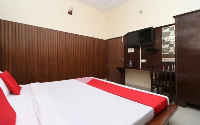 A K Regency Hotel By OYO Rooms