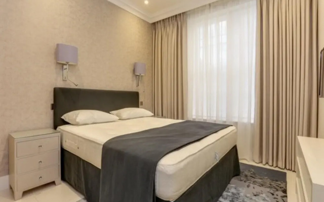 Luxury Mayfair 1 bed Apartment With A C