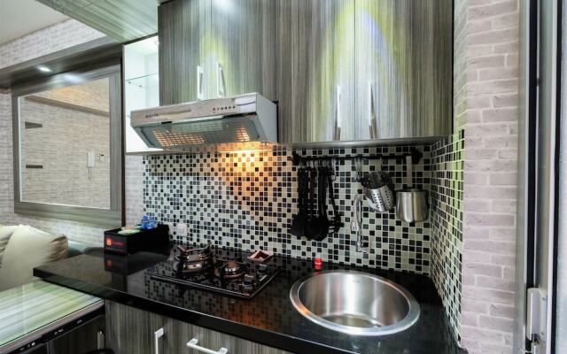 Modern Room Bassura City Apartment