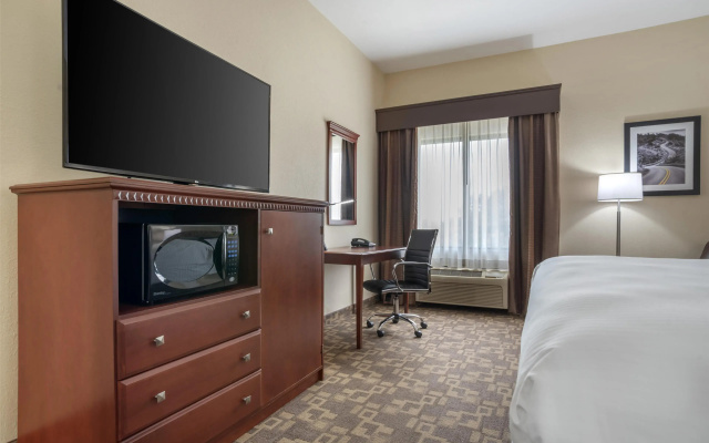 Best Western Opp Inn