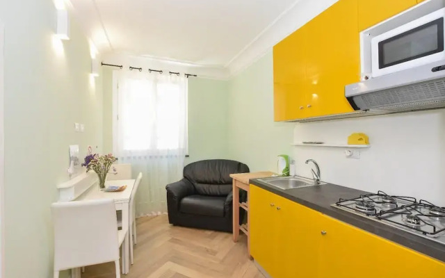 CARPEDIEM. Apartment with 59 steps-gradini. In the center of Amalfi at 650 mt from the sea with payment parking