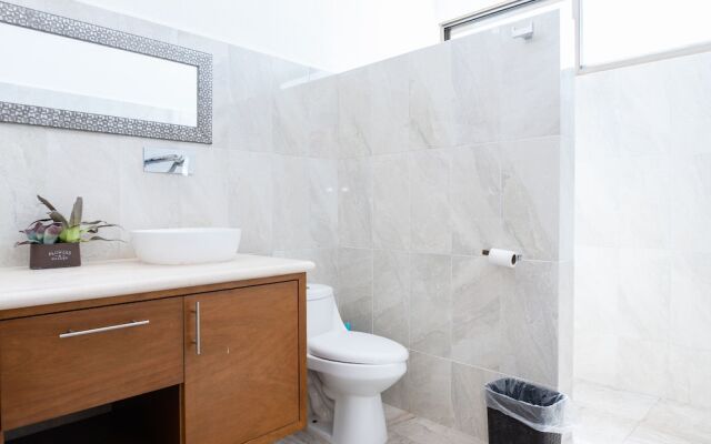 Magic Paradise A8 3 Bedroom Condo by Redawning