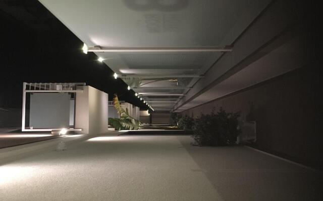 8 Room Hotel