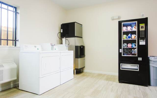 Scottish Inns & Suites Baytown Hwy 330