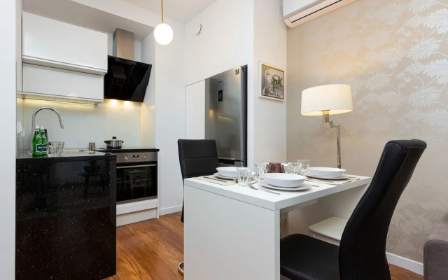 Royal Mennica Residence LUX by Renters