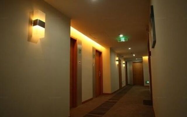 Milanhua Hotel