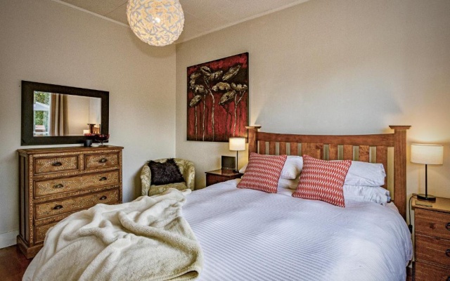 Stag & 3 Pigs - Ohakune Holiday Home – Guest Rooms – Ohakune