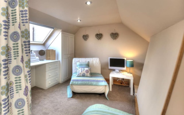 Grove Guest House