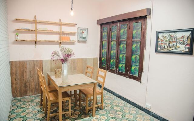 Hanah's Tiny Hanoi Homestay