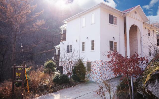 Gapyeong Bung Bung Pension