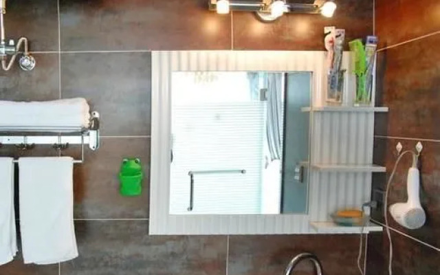 Boke Xinju Apartment Xinfeng Youyicheng