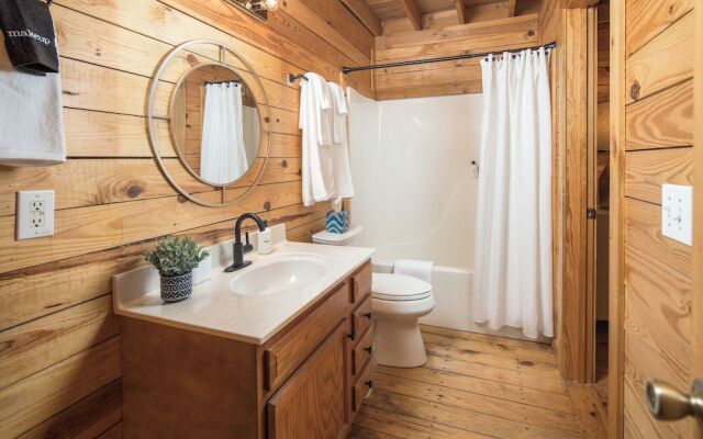 Red Feather Cabins 101