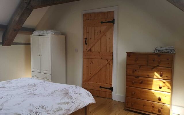 Lovely 3-bed House at Clashganny Mill, Borris