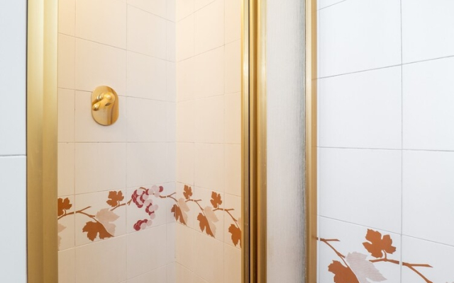 Elegant Flat in Milan's Heart