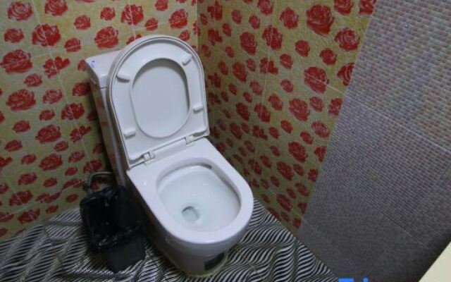 Shanghai Qitian Choice Hotel