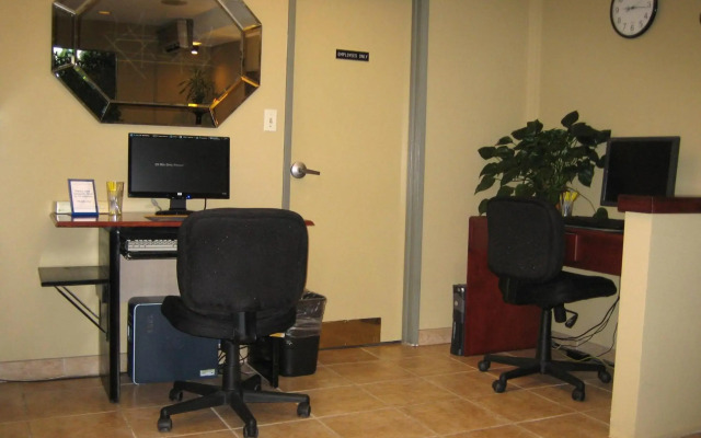 Days Inn by Wyndham San Diego/Downtown/Convention Center