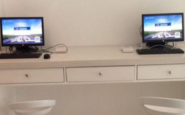 Haiyou Hotel (Xi'an Taibai South Road Metro Station)